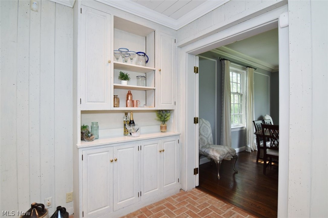 2849 Glengary Road Shaker Heights OH 44120