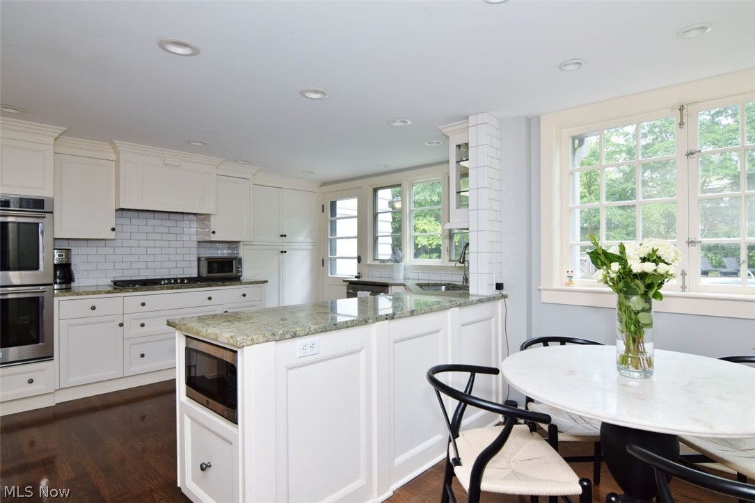 2849 Glengary Road Shaker Heights OH 44120