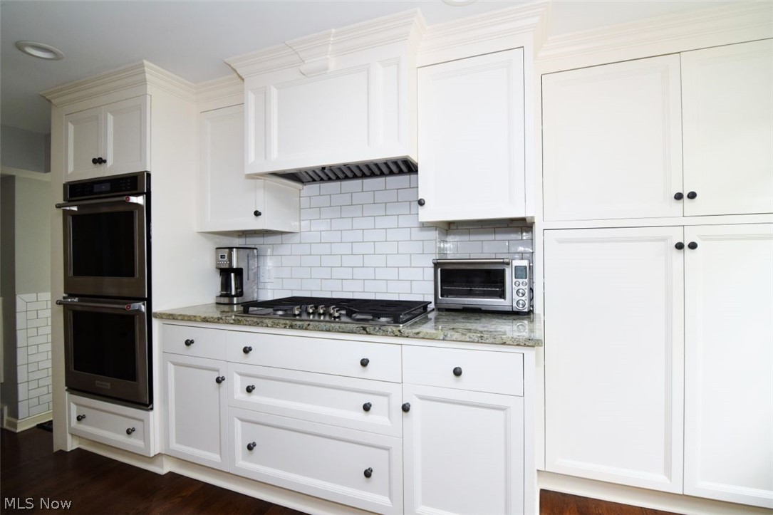 2849 Glengary Road Shaker Heights OH 44120