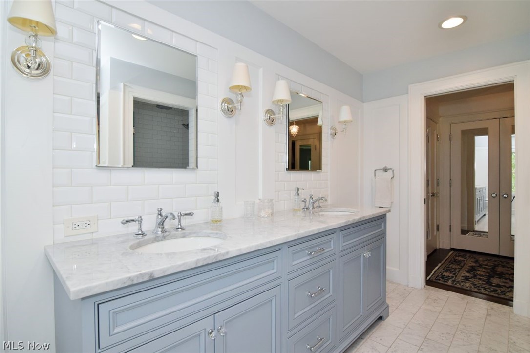 2849 Glengary Road Shaker Heights OH 44120