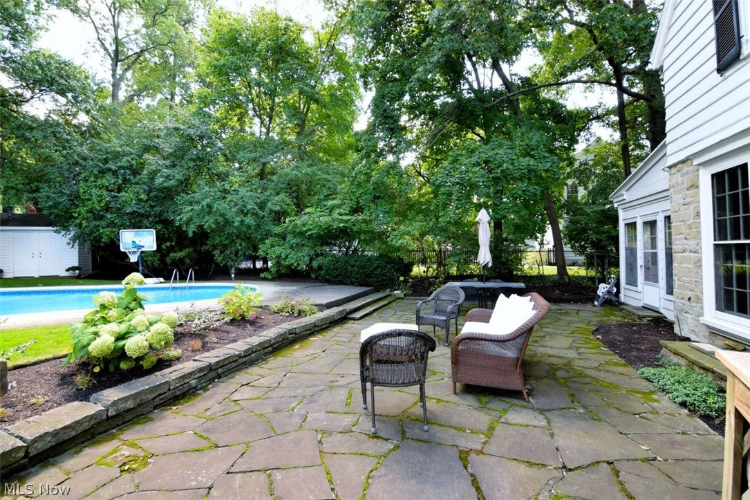 2849 Glengary Road Shaker Heights OH 44120