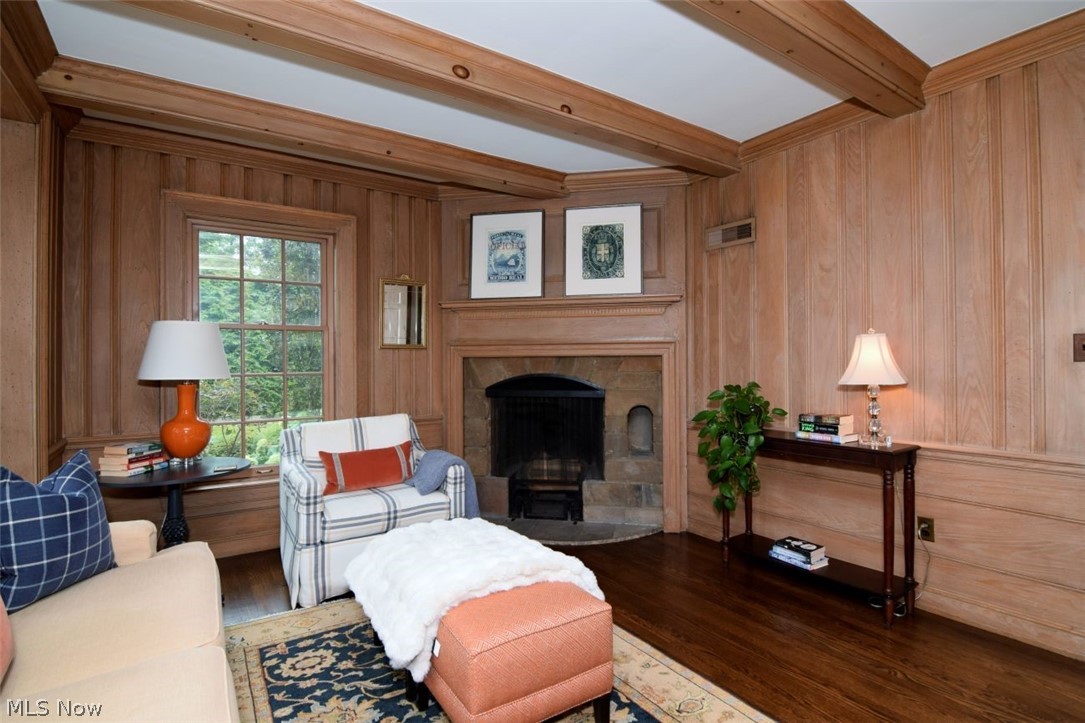 2849 Glengary Road Shaker Heights OH 44120