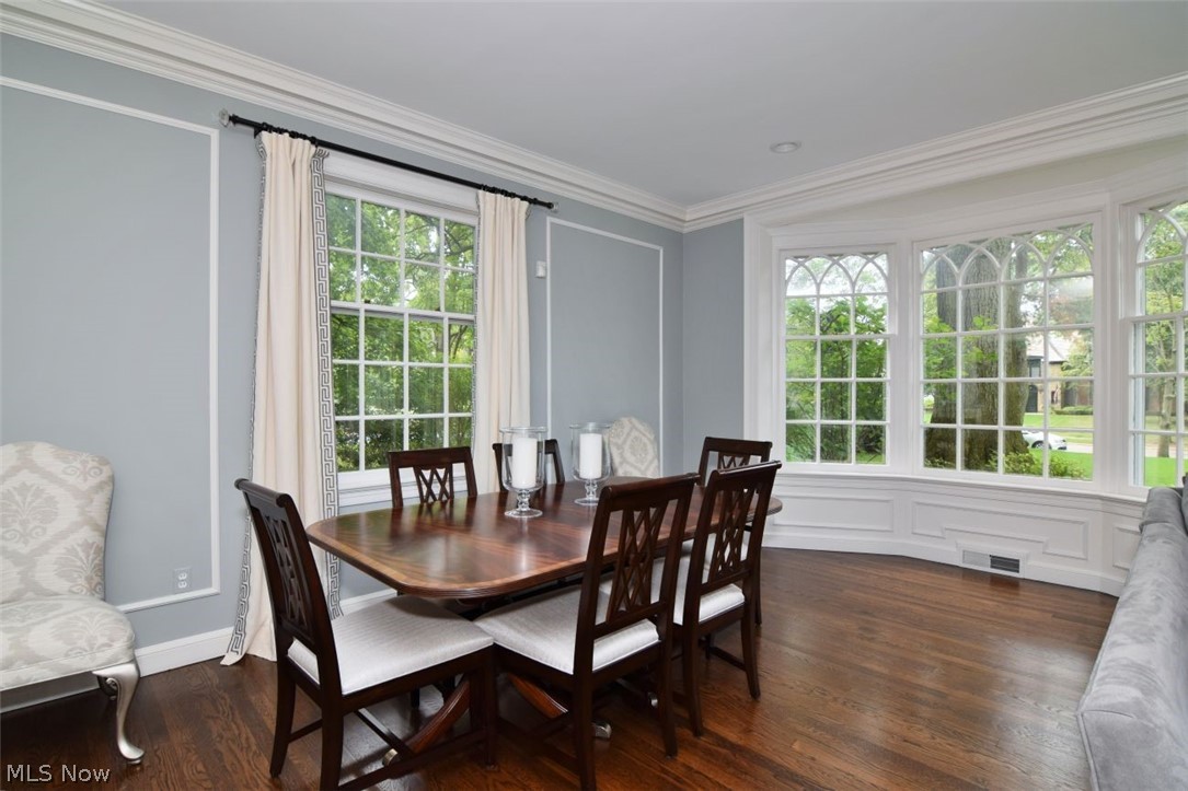 2849 Glengary Road Shaker Heights OH 44120
