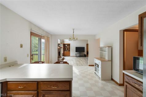 7567 Oakdale Street NW Massillon OH 44646