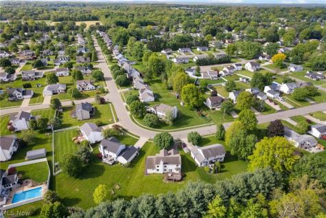 7567 Oakdale Street NW Massillon OH 44646
