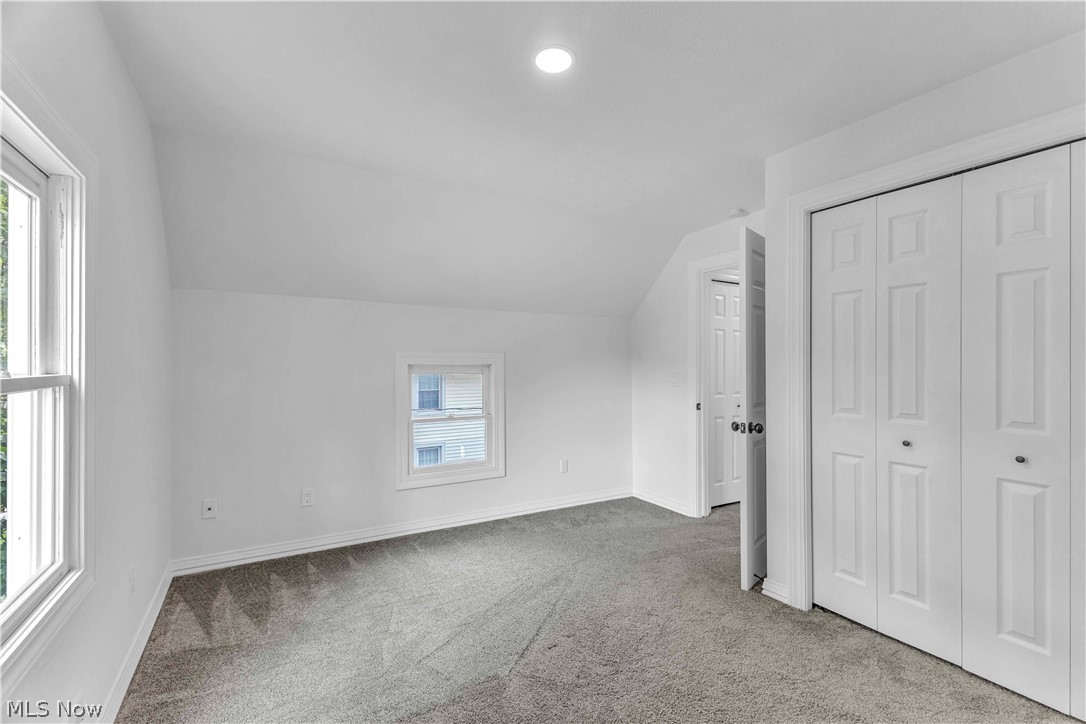 131 N Vine Street Medina OH 44256
