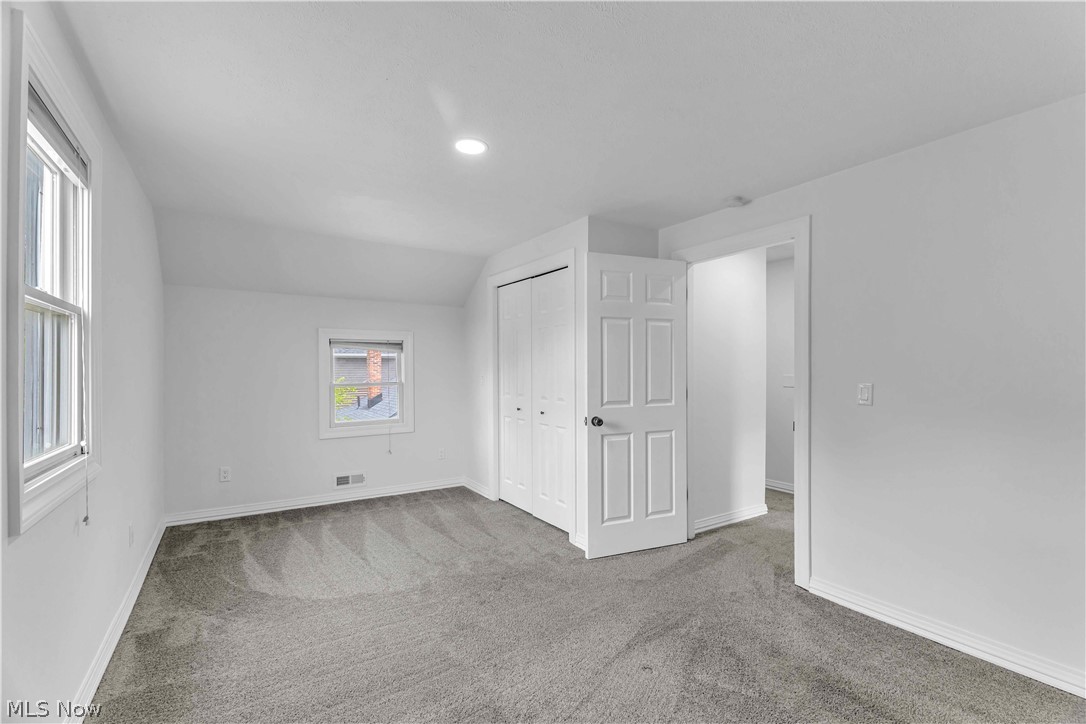 131 N Vine Street Medina OH 44256
