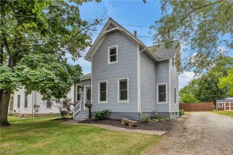 131 N Vine Street Medina OH 44256