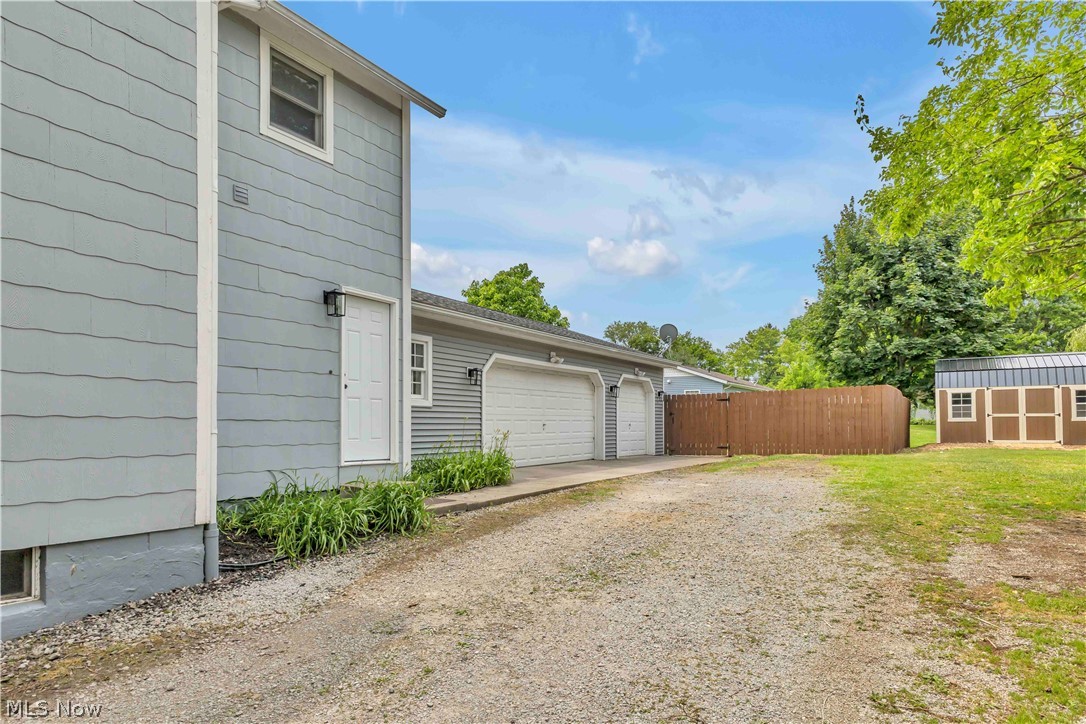 131 N Vine Street Medina OH 44256