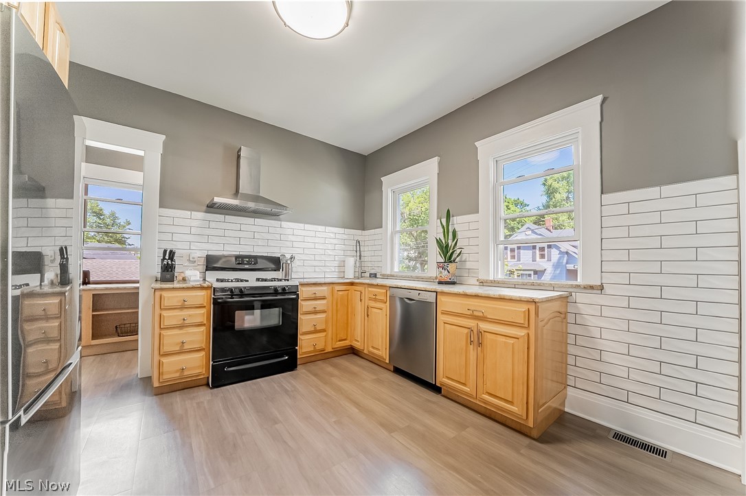 4220 W 36th Street Cleveland OH 44109