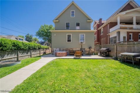 4220 W 36th Street Cleveland OH 44109