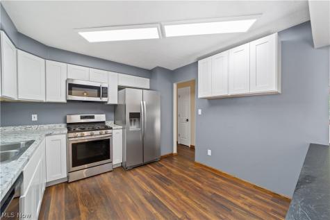 2540 Ashdale Drive Twinsburg OH 44087
