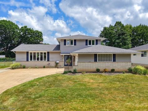 7171 Lakeview Drive Parma OH 44129