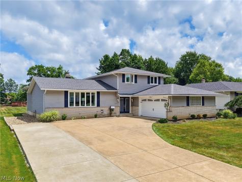 7171 Lakeview Drive Parma OH 44129