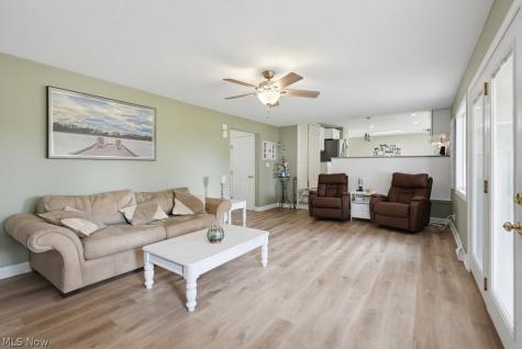 7171 Lakeview Drive Parma OH 44129