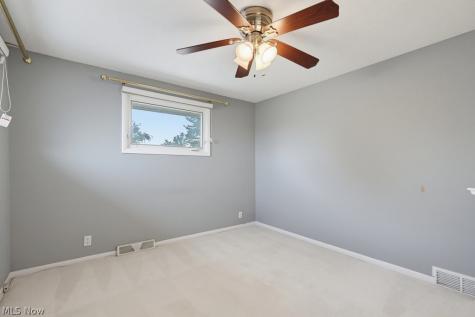7171 Lakeview Drive Parma OH 44129