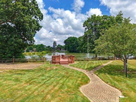 7171 Lakeview Drive Parma OH 44129