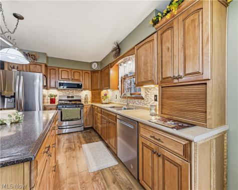 2943 Forest Avenue Niles OH 44446