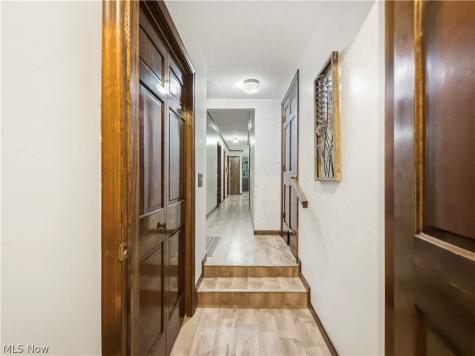 2943 Forest Avenue Niles OH 44446