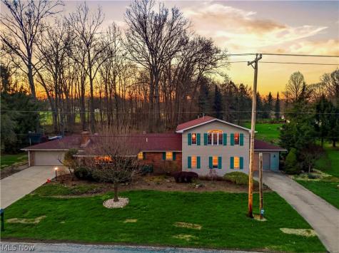 2943 Forest Avenue Niles OH 44446
