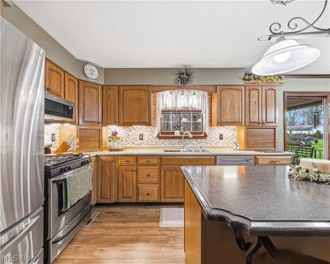 2943 Forest Avenue Niles OH 44446