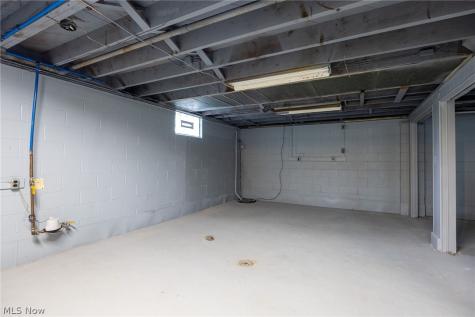 1881 Adelaide Boulevard Akron OH 44305