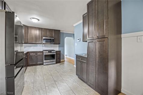 1881 Adelaide Boulevard Akron OH 44305