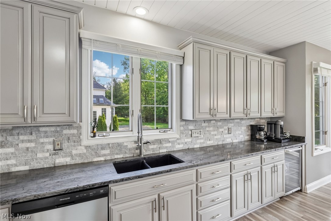 3263 Excalibur Avenue Westlake OH 44145