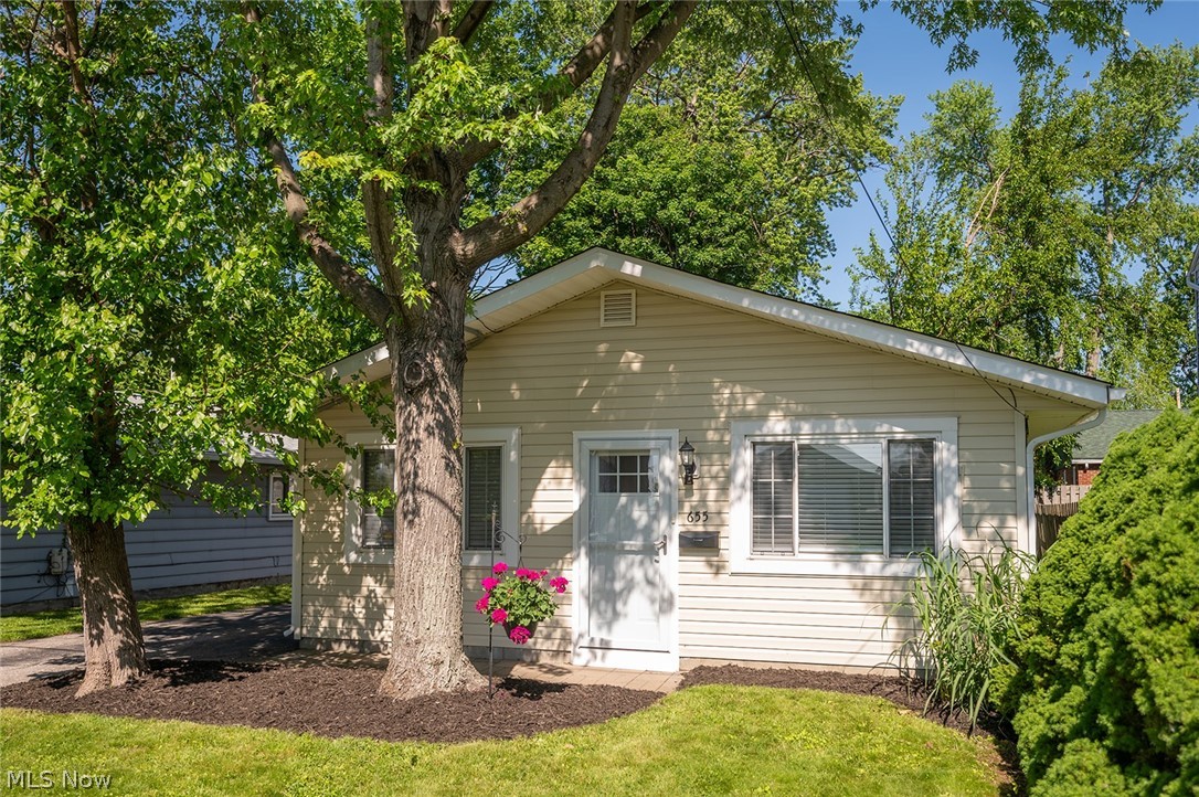 655 Orchard Road Willoughby OH 44094