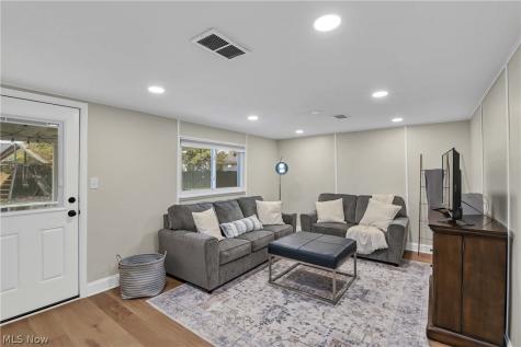 4095 W 213th Street Fairview Park OH 44126