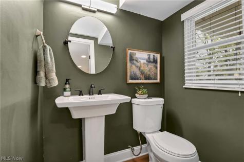 4095 W 213th Street Fairview Park OH 44126
