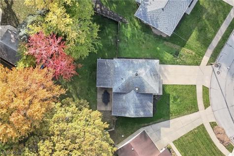 4095 W 213th Street Fairview Park OH 44126