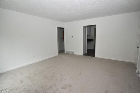 14508 Lakota Avenue Cleveland OH 44111