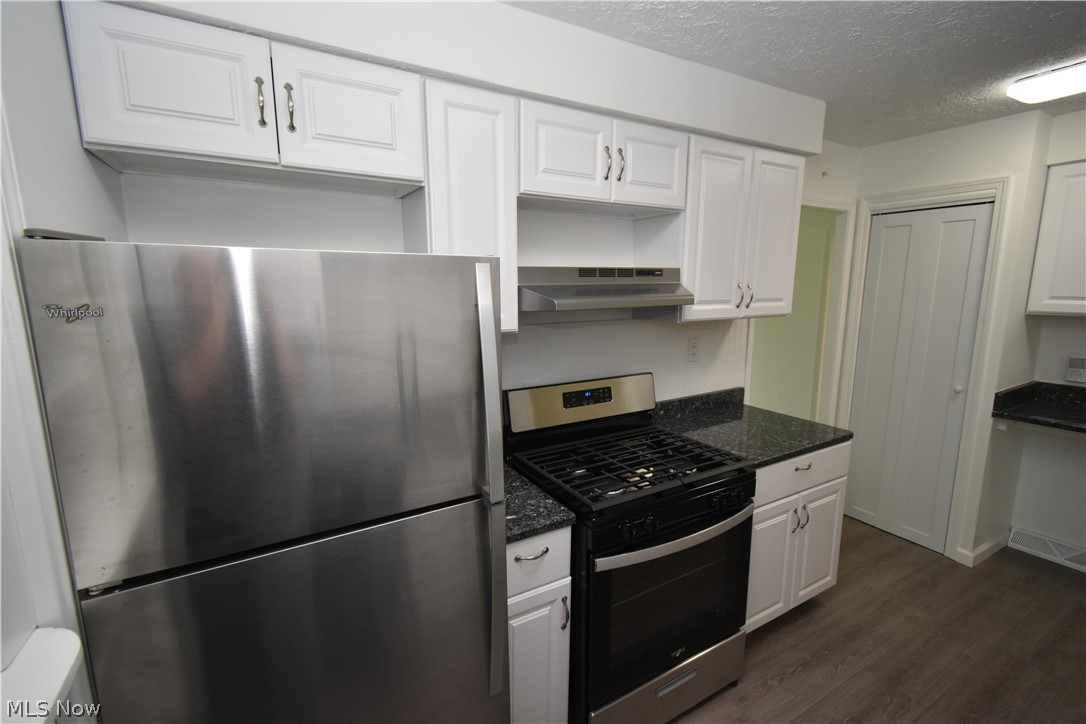 14508 Lakota Avenue Cleveland OH 44111