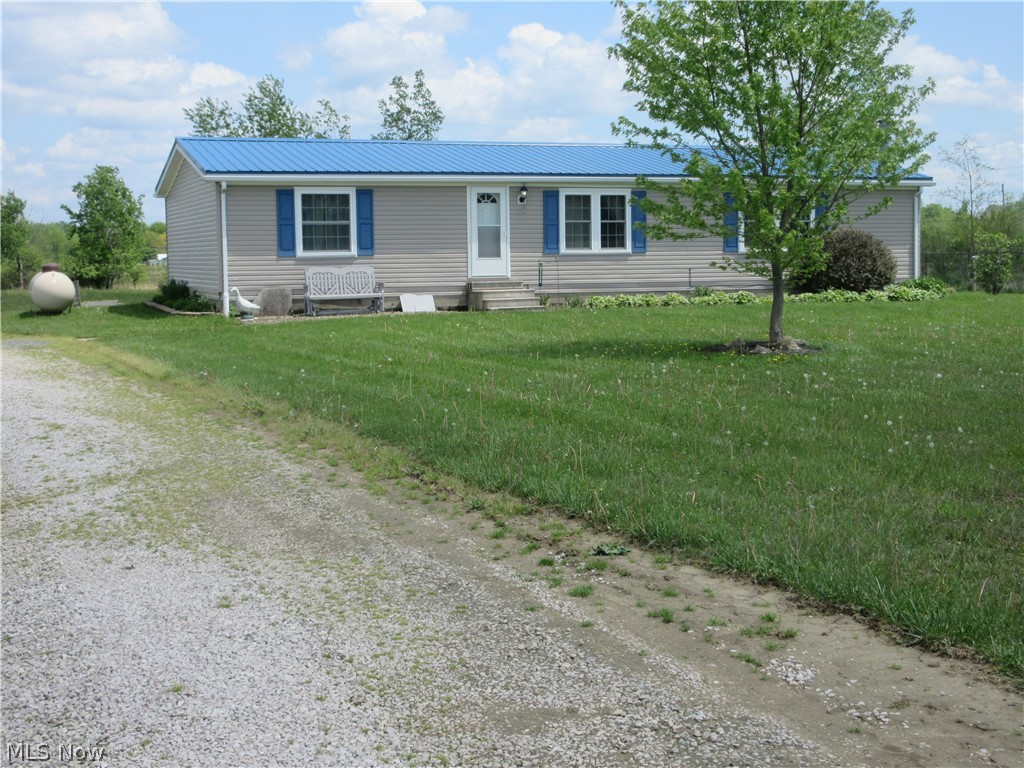 5232 Russel Road Andover OH 44003