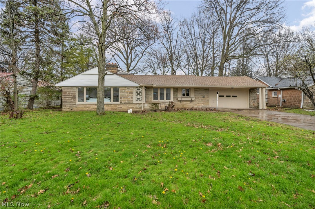 1081 Carver Road Cleveland Heights OH 44112