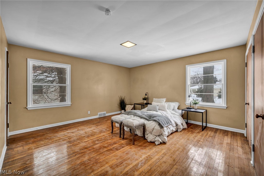 1081 Carver Road Cleveland Heights OH 44112
