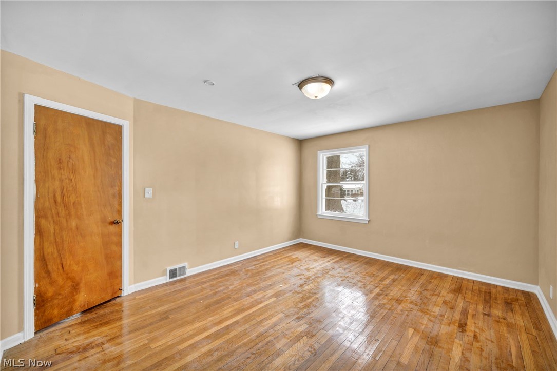1081 Carver Road Cleveland Heights OH 44112