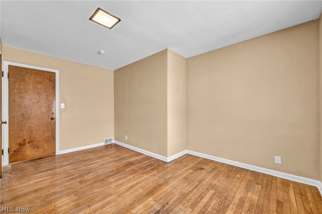 1081 Carver Road Cleveland Heights OH 44112