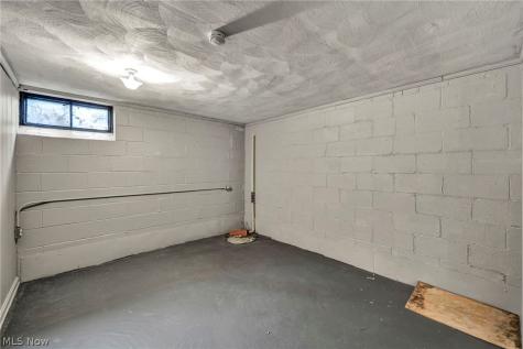 1081 Carver Road Cleveland Heights OH 44112