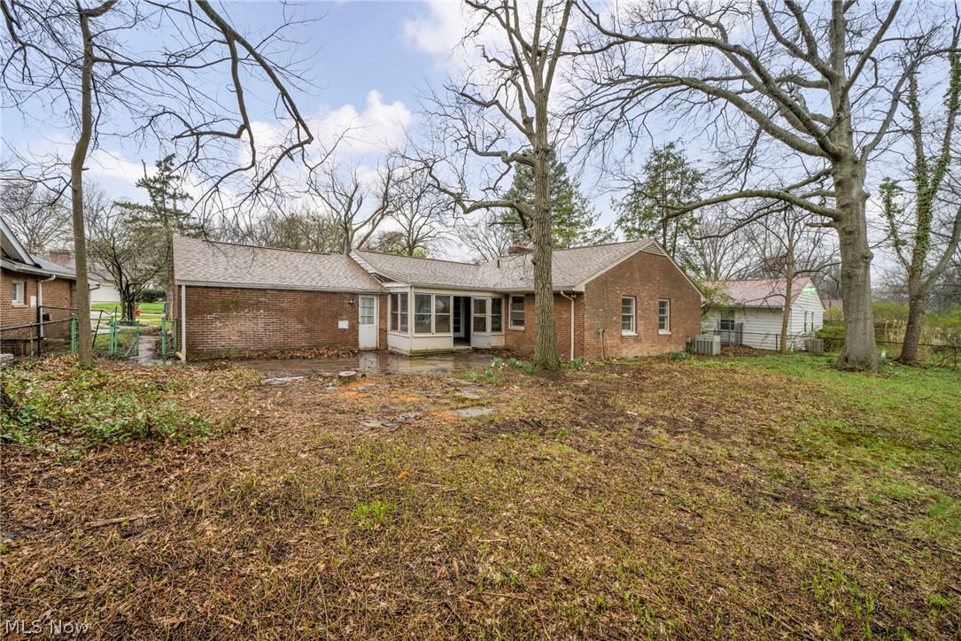 1081 Carver Road Cleveland Heights OH 44112