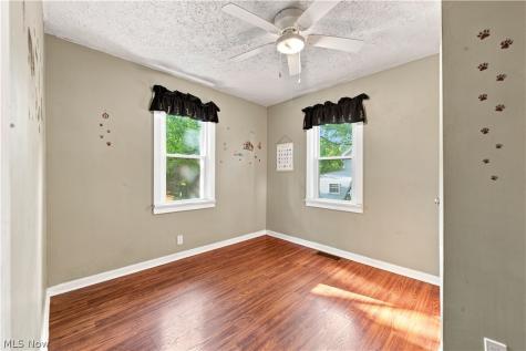 540 Bird Street Wadsworth OH 44281