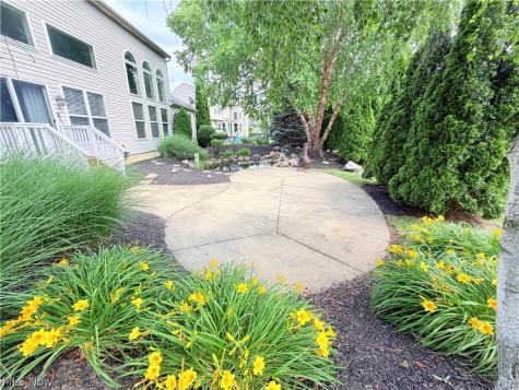 3676 Truxton Place Avon OH 44011