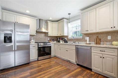 1544 E 86th Street Cleveland OH 44106