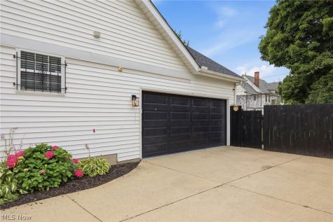1544 E 86th Street Cleveland OH 44106