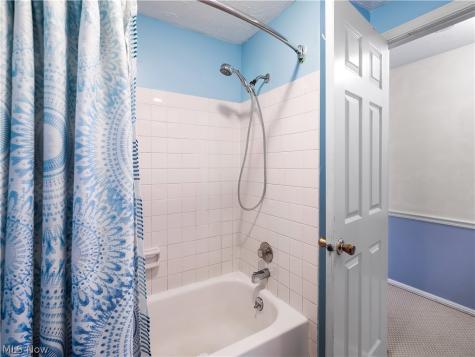 18273 Mallard Circle Strongsville OH 44136
