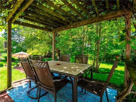 18273 Mallard Circle Strongsville OH 44136