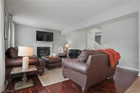 4118 Pembroke Drive Kent OH 44240