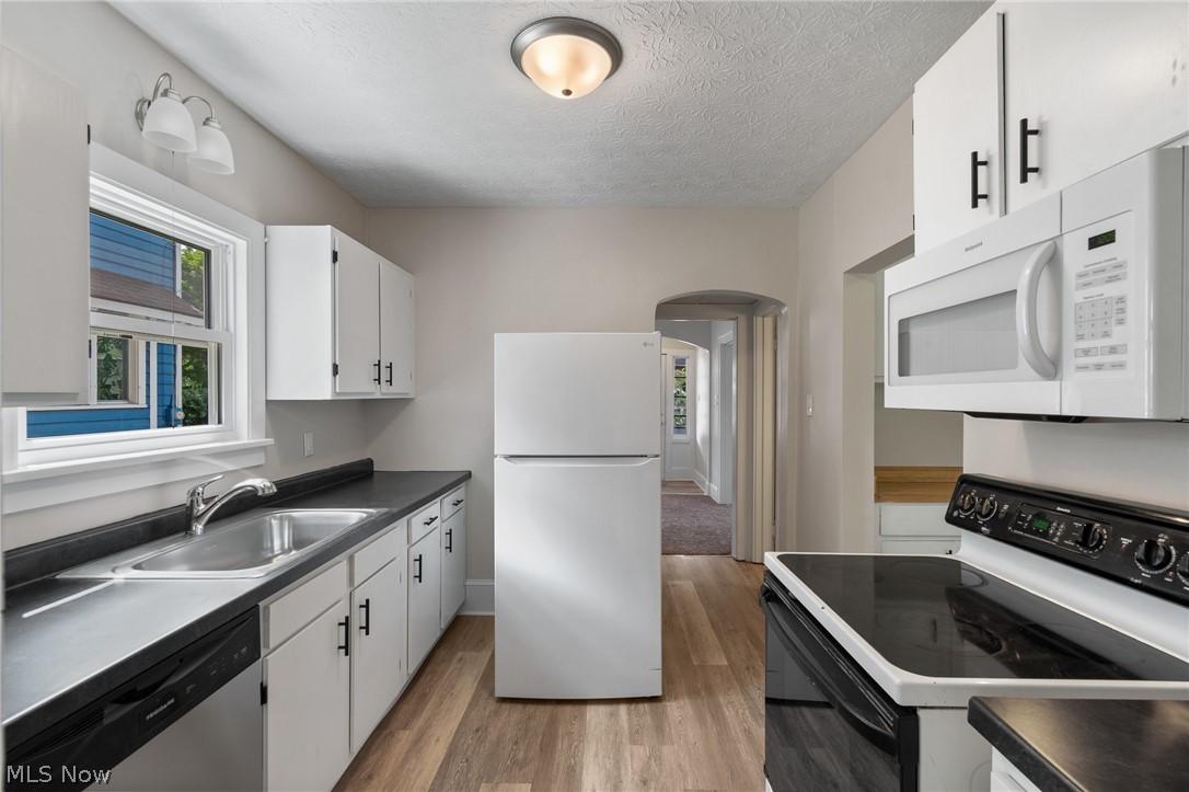 1061 Emma Avenue Akron OH 44302