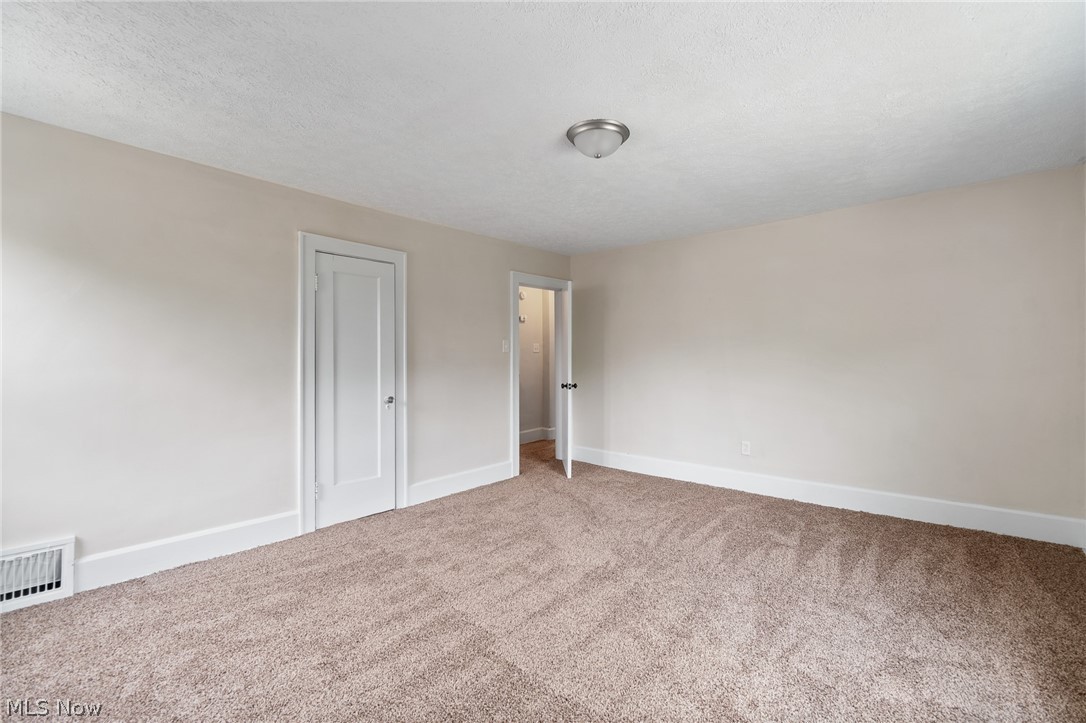 1061 Emma Avenue Akron OH 44302